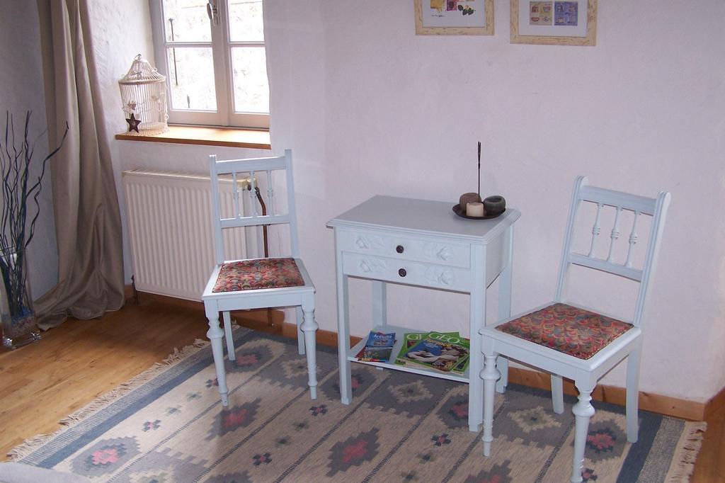 Salomony Chambre D'Hotes Marcols-les-Eaux Room photo